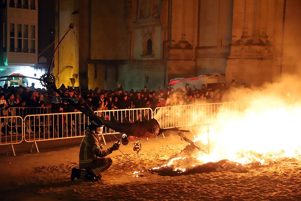 Fotos: Burgos quema la sardina para despedir al Carnaval 2023