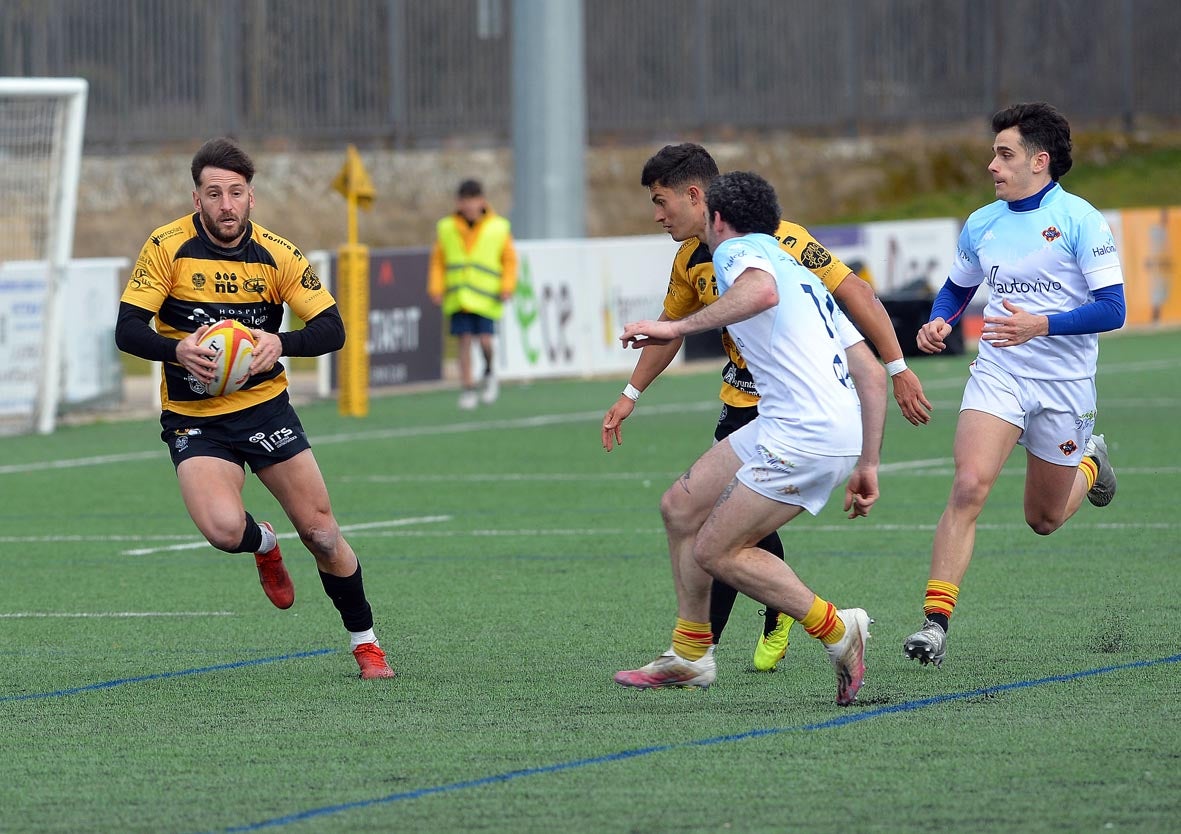 Fotos: Partido entre el Recoletas Burgos y la UE Santboiana