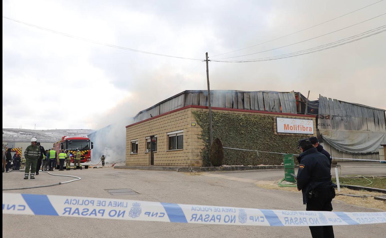 El incendio se declaró a media mañana del miércoles.