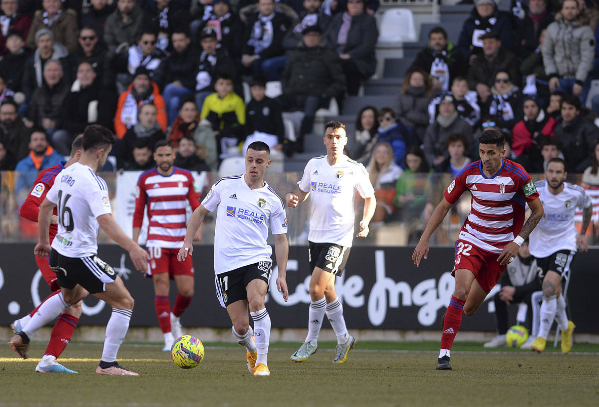 Imágenes de la derrota del Burgos CF ante el Granada CF este sábado en El Plantío