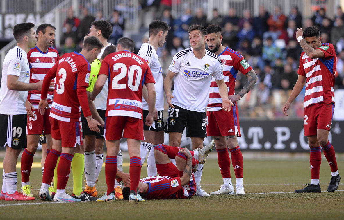 Imágenes de la derrota del Burgos CF ante el Granada CF este sábado en El Plantío