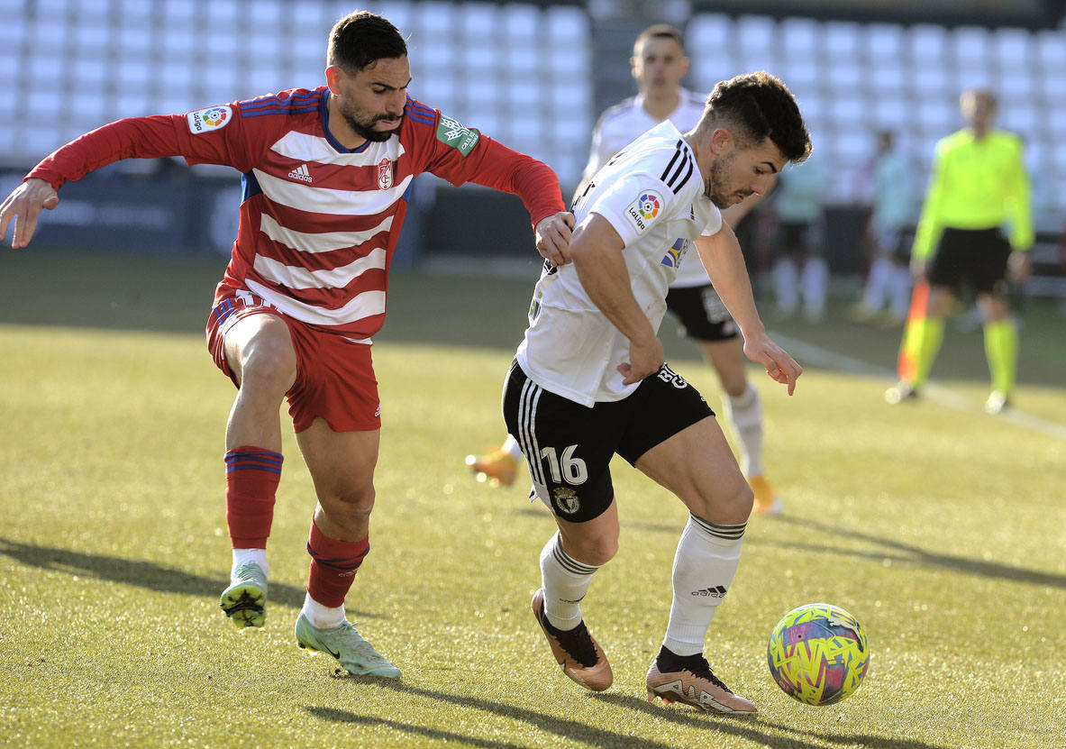 Imágenes de la derrota del Burgos CF ante el Granada CF este sábado en El Plantío