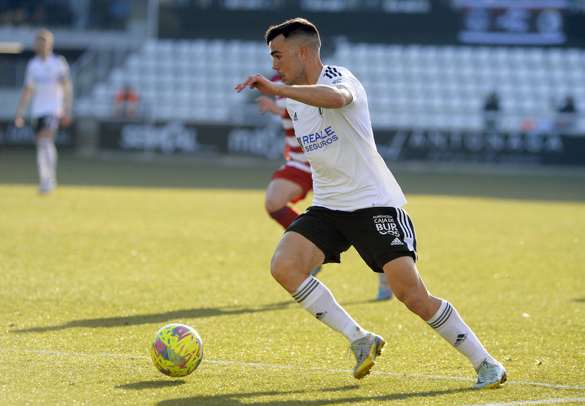 Imágenes de la derrota del Burgos CF ante el Granada CF este sábado en El Plantío