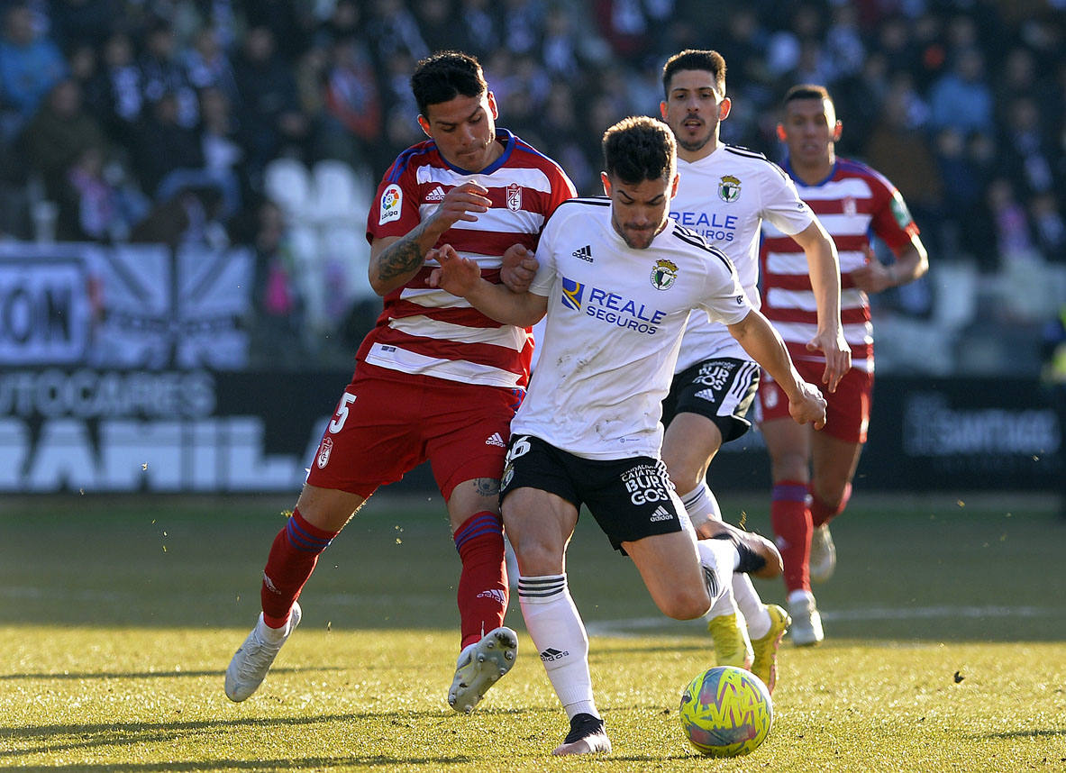 Imágenes de la derrota del Burgos CF ante el Granada CF este sábado en El Plantío