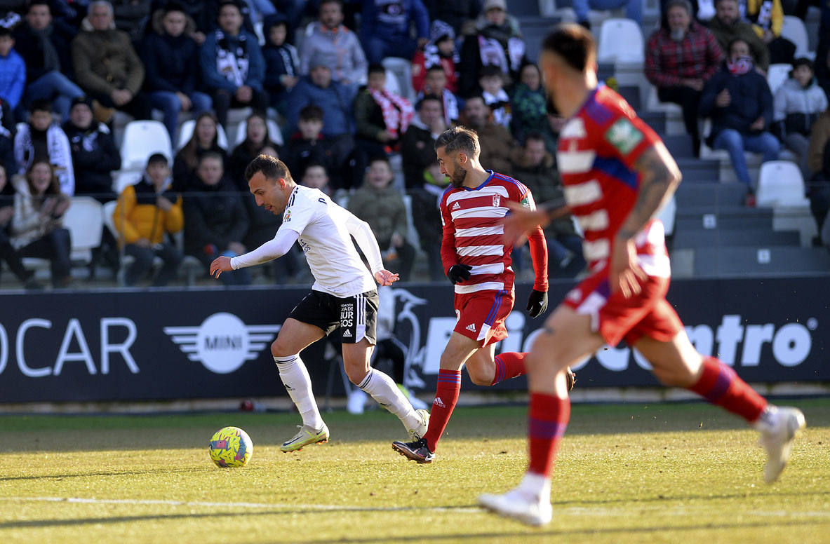 Imágenes de la derrota del Burgos CF ante el Granada CF este sábado en El Plantío