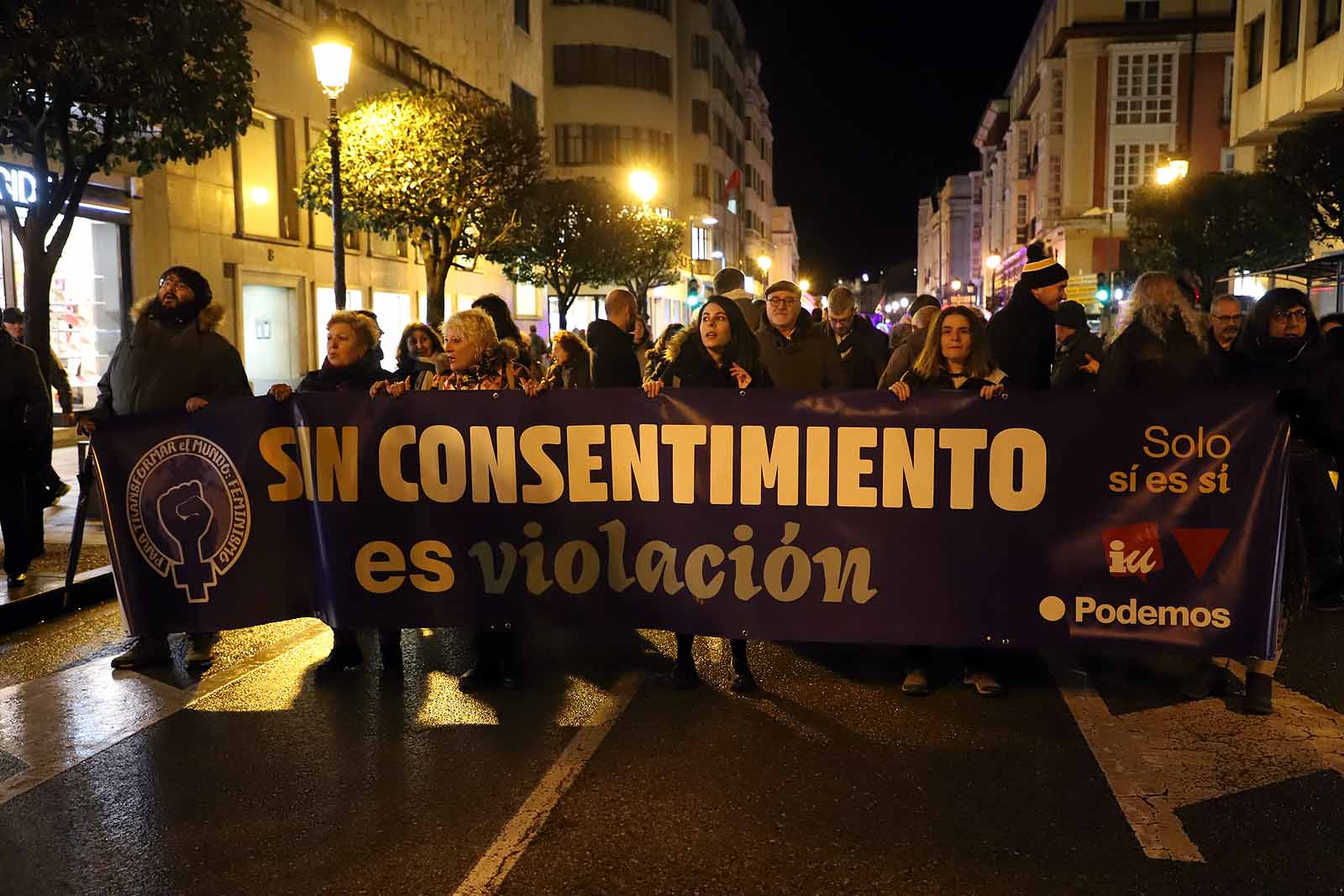 Fotos: El feminismo se echa a las calles de Burgos