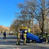 Herida una conductora tras un aparatoso vuelco en Burgos