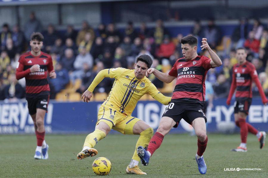 El Mirandés empata en el arranque de la segunda vuelta en Alcorcón