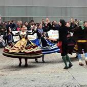 Un total de 350 escolares bailarán la jota burgalesa durante la festividad de San Lesmes