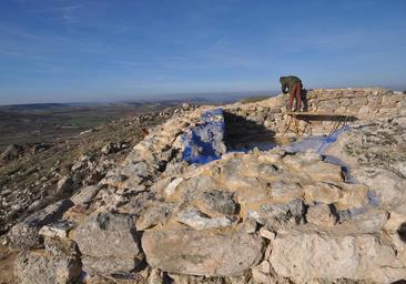 Valdezate culmina la primera fase de recuperación de su torre altomedieval