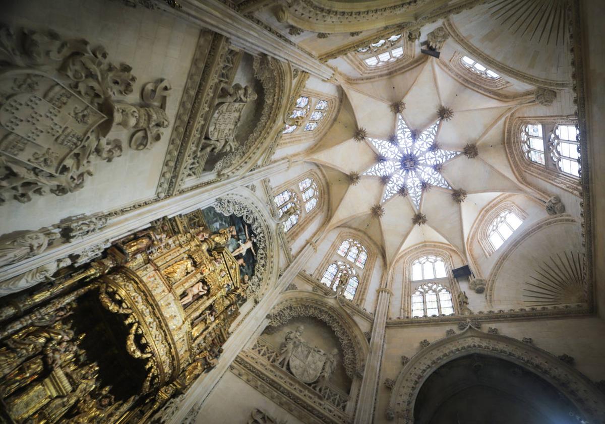 Imagen principal - El Cabildo de la Catedral de Burgos aspira a culminar este año varios proyectos clave