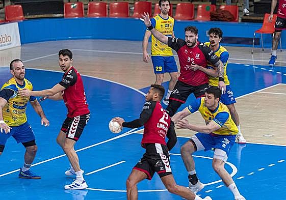 El UBU San Pablo en su partido contra el Caserío de Ciudad Real.