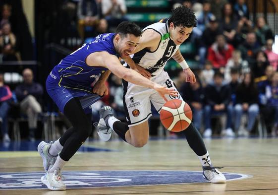 Imágenes del partido entre el Alimerka Oviedo Baloncesto y el Grupo Ureta Tizona este domingo en Pumarín