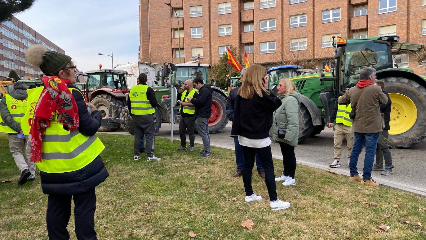 La tractorada en Burgos capital, en imágenes