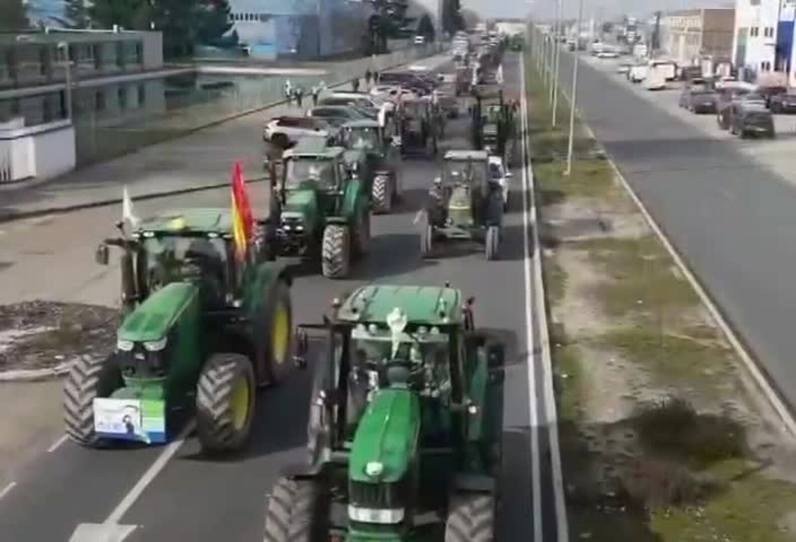 La tractorada como protesta en la Ribera del Duero