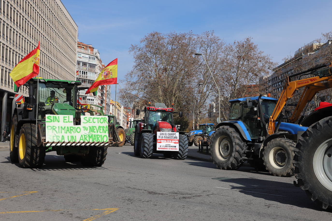 La tractorada en Burgos capital, en imágenes