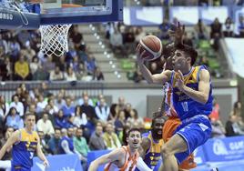 Partido del San Pablo Burgos contra Leyma Coruña.