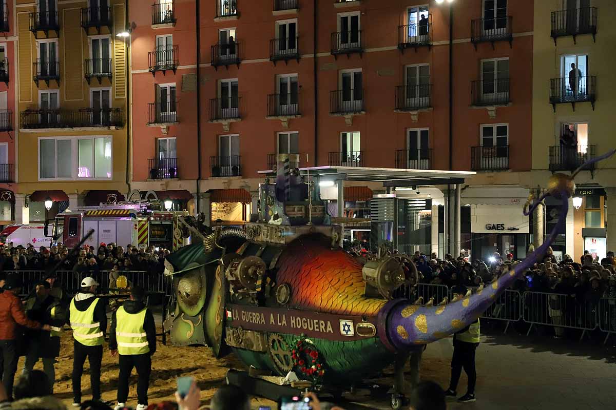 El entierro de la sardina en el Carnaval de Burgos, en imágenes