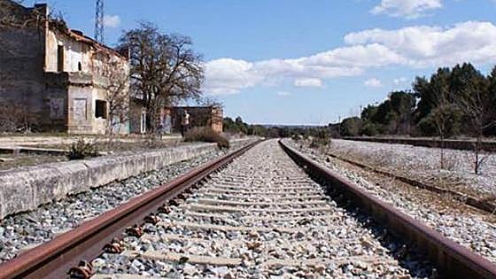 El Ayuntamiento de Burgos exige explicaciones a Puente por su 'no' al Tren Directo