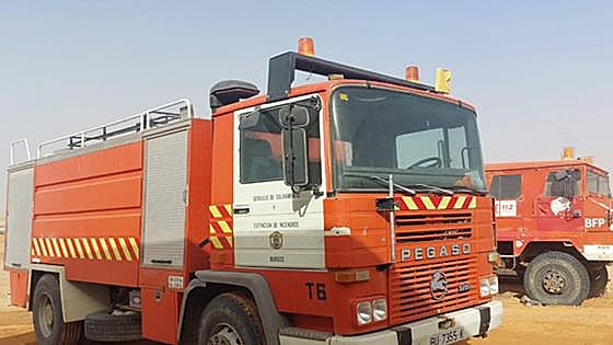 El parque de bomberos de Tinduf continúa operando con el camión donado por el Ayuntamiento de Burgos