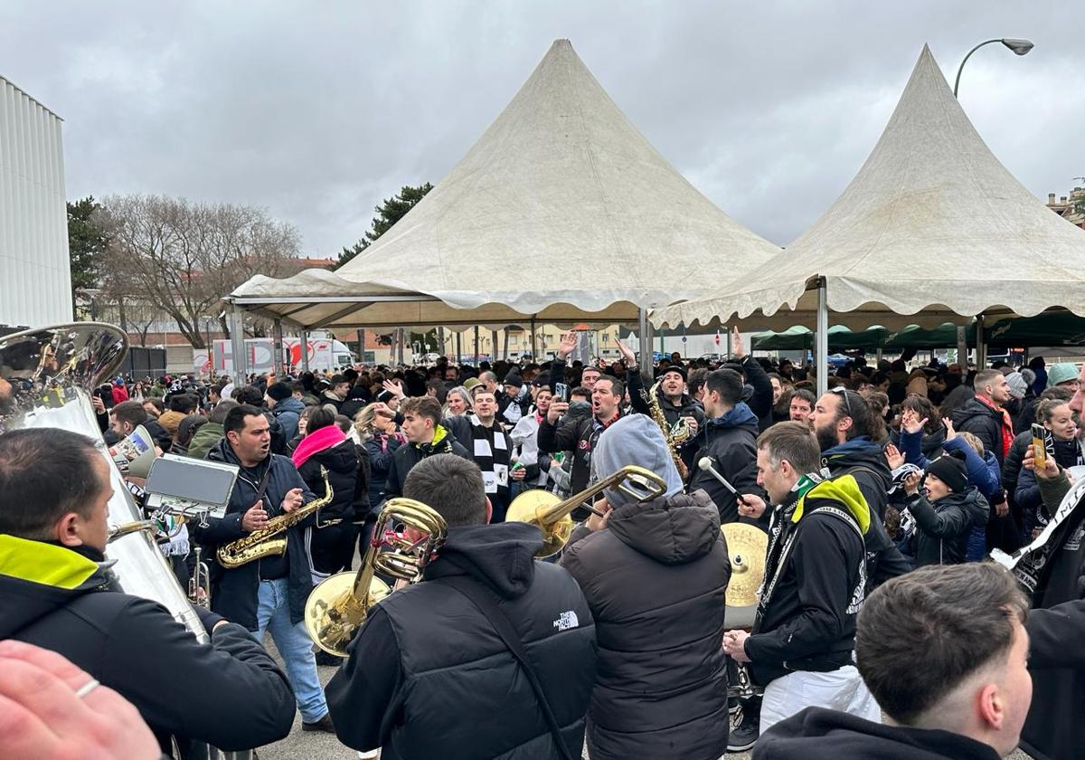 Imágenes de la fiesta previa al Burgos CF-Sporting