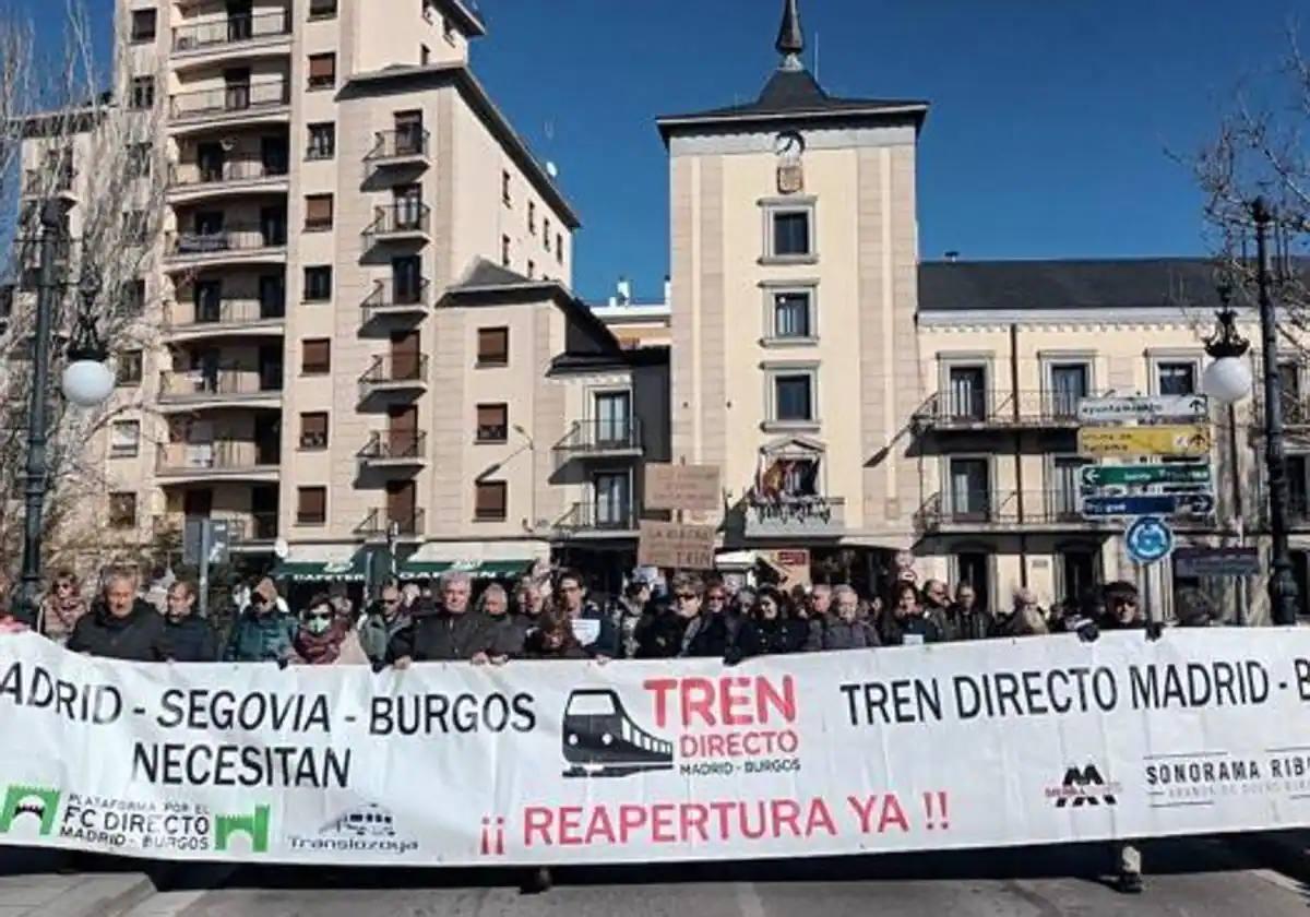 Imagen de archivo de una manifestación por el tren directo en Aranda de Duero.