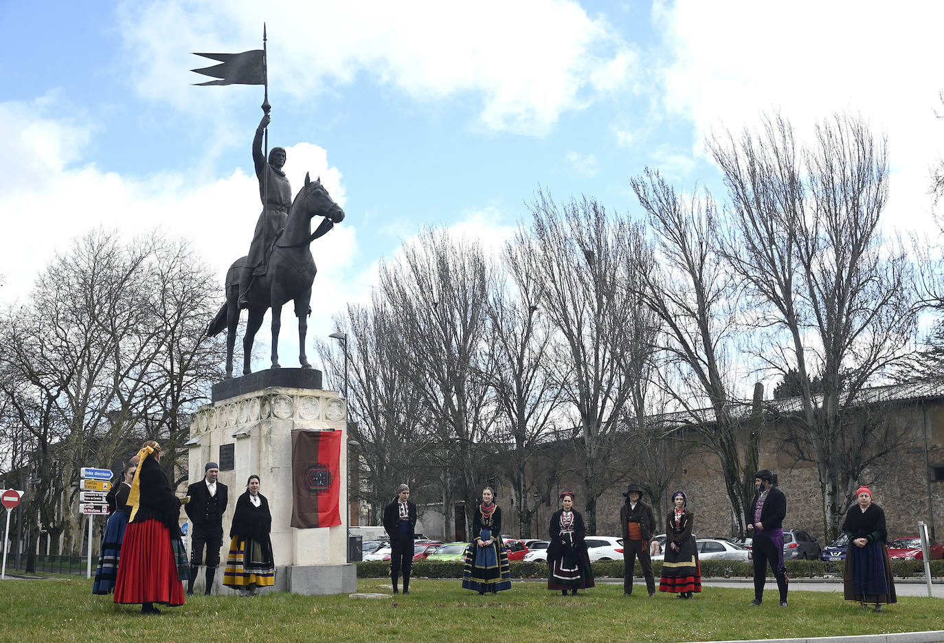 Imágenes del homenaje a Diego Porcelos en Burgos