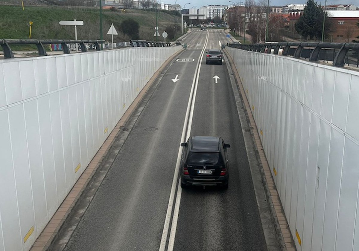 Acceso al túnel de Islas Balerares y la carretera del cementerio.