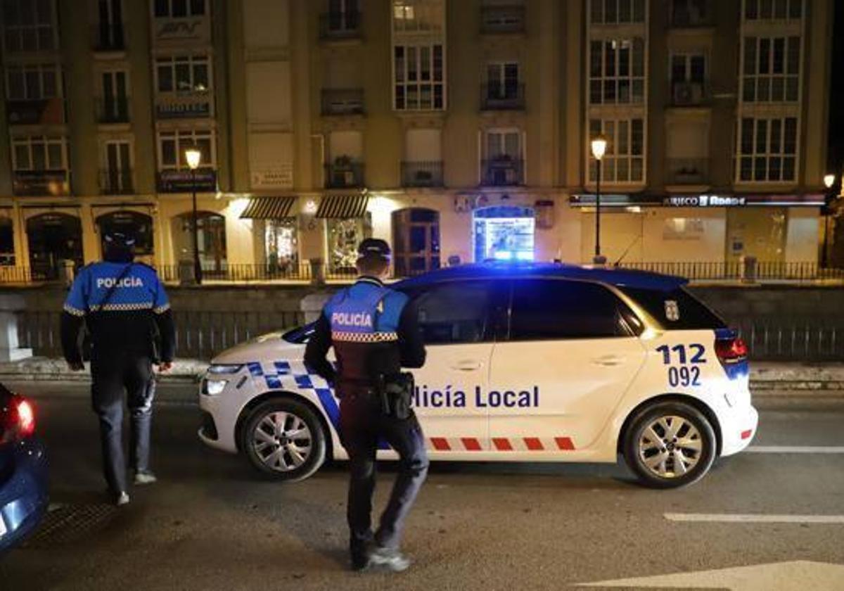 Patrulla de la Policía Local de Burgos.