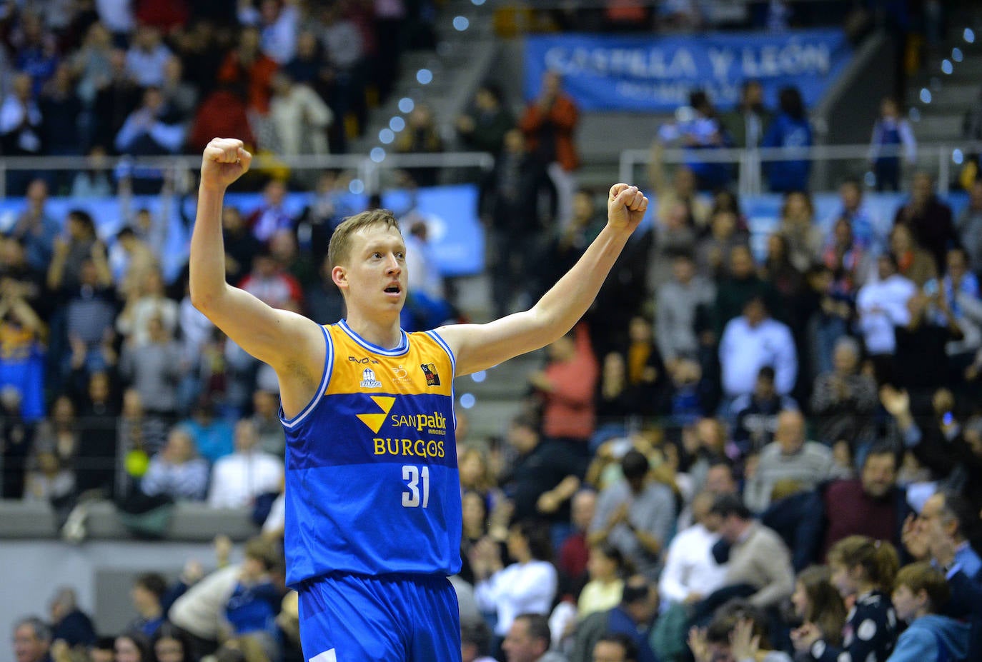 El derbi burgalés de baloncesto, en imágenes