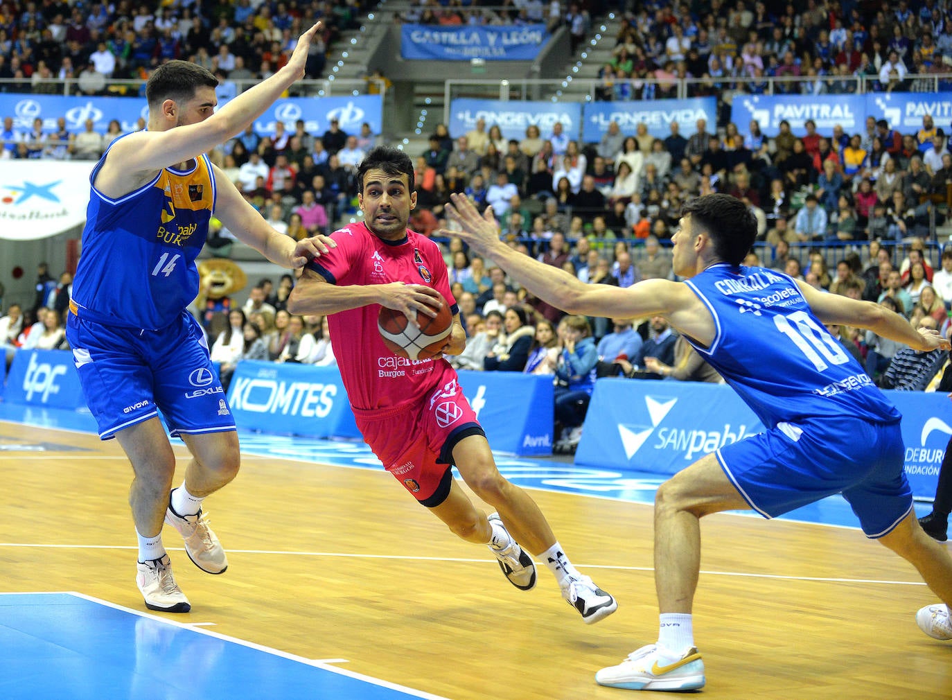 El derbi burgalés de baloncesto, en imágenes