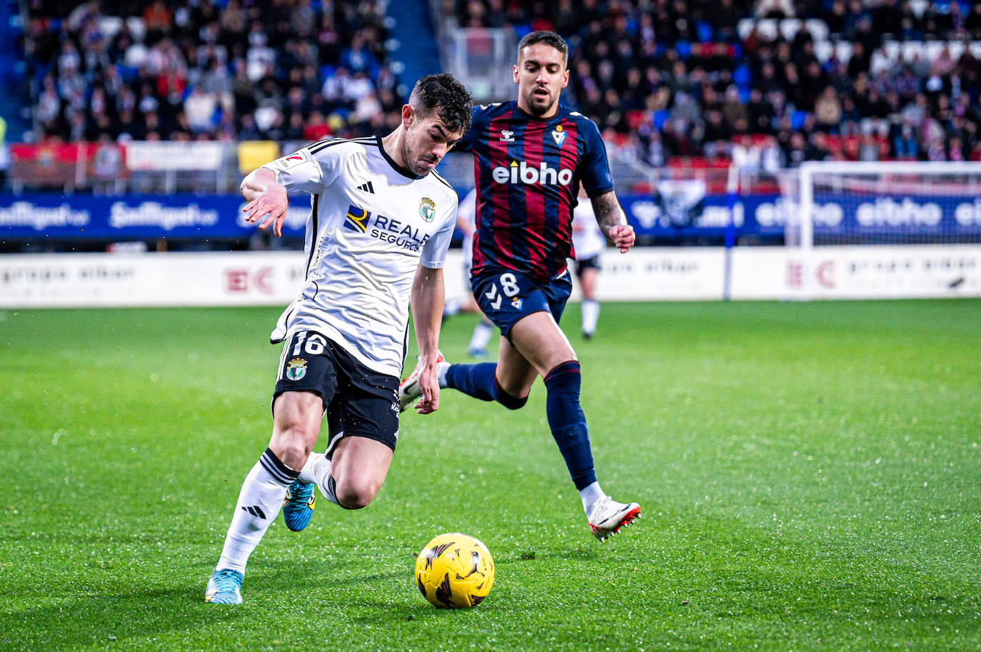 El partido SD Eibar - Burgos CF, en imágenes