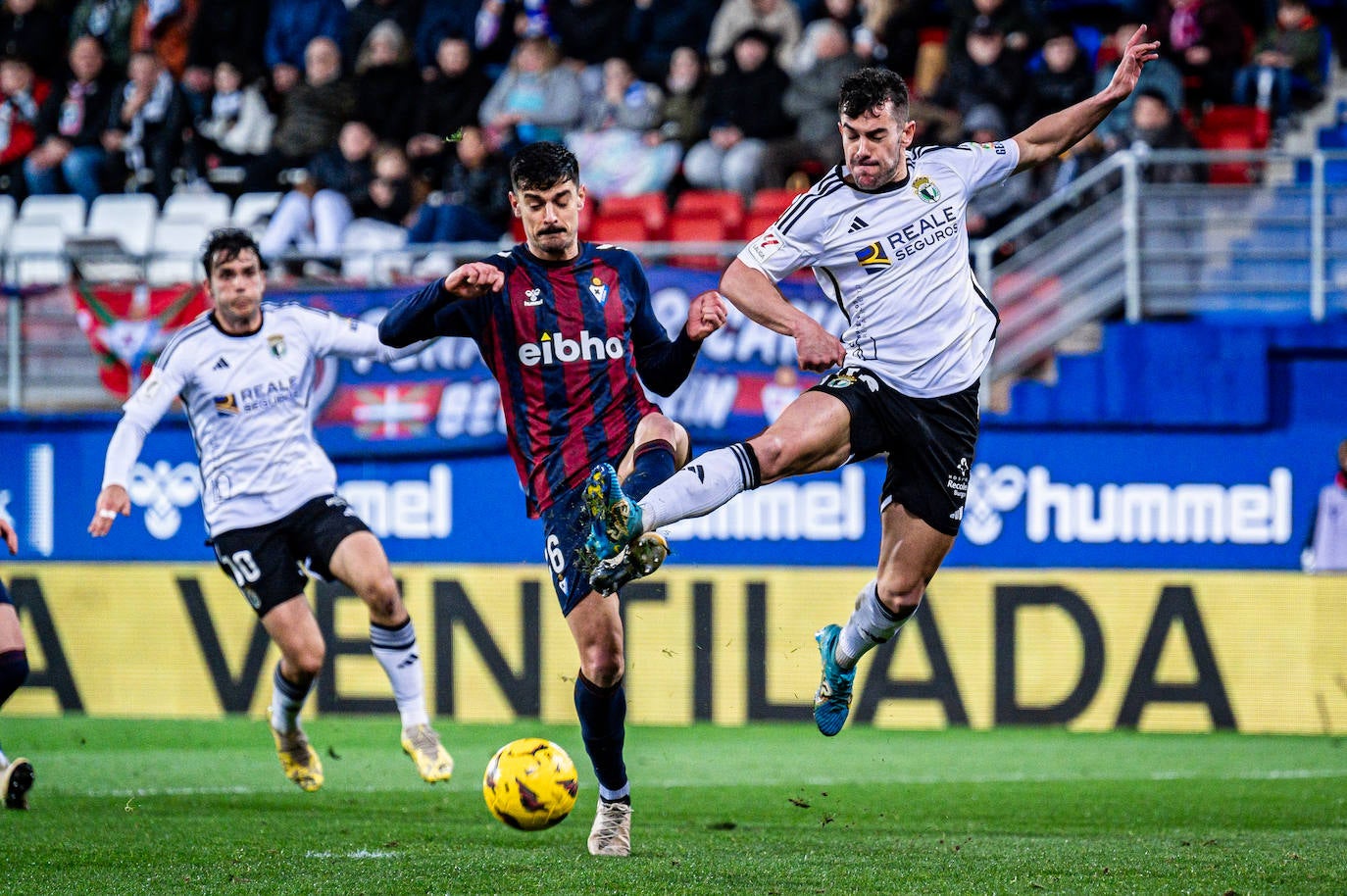 El partido SD Eibar - Burgos CF, en imágenes