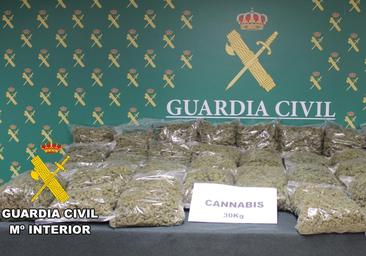 Interceptan en Burgos un camión cargado con 30 kilos de marihuana