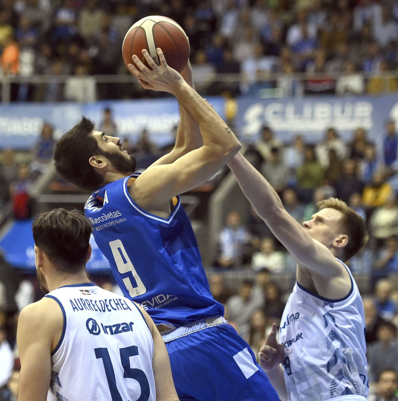 La victoria del San Pablo Burgos frente al Gipuzkoa Basket, en imágenes