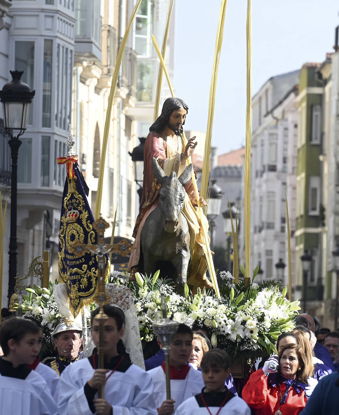 La salida de la procesión de la Borriquilla de Burgos, en imágenes