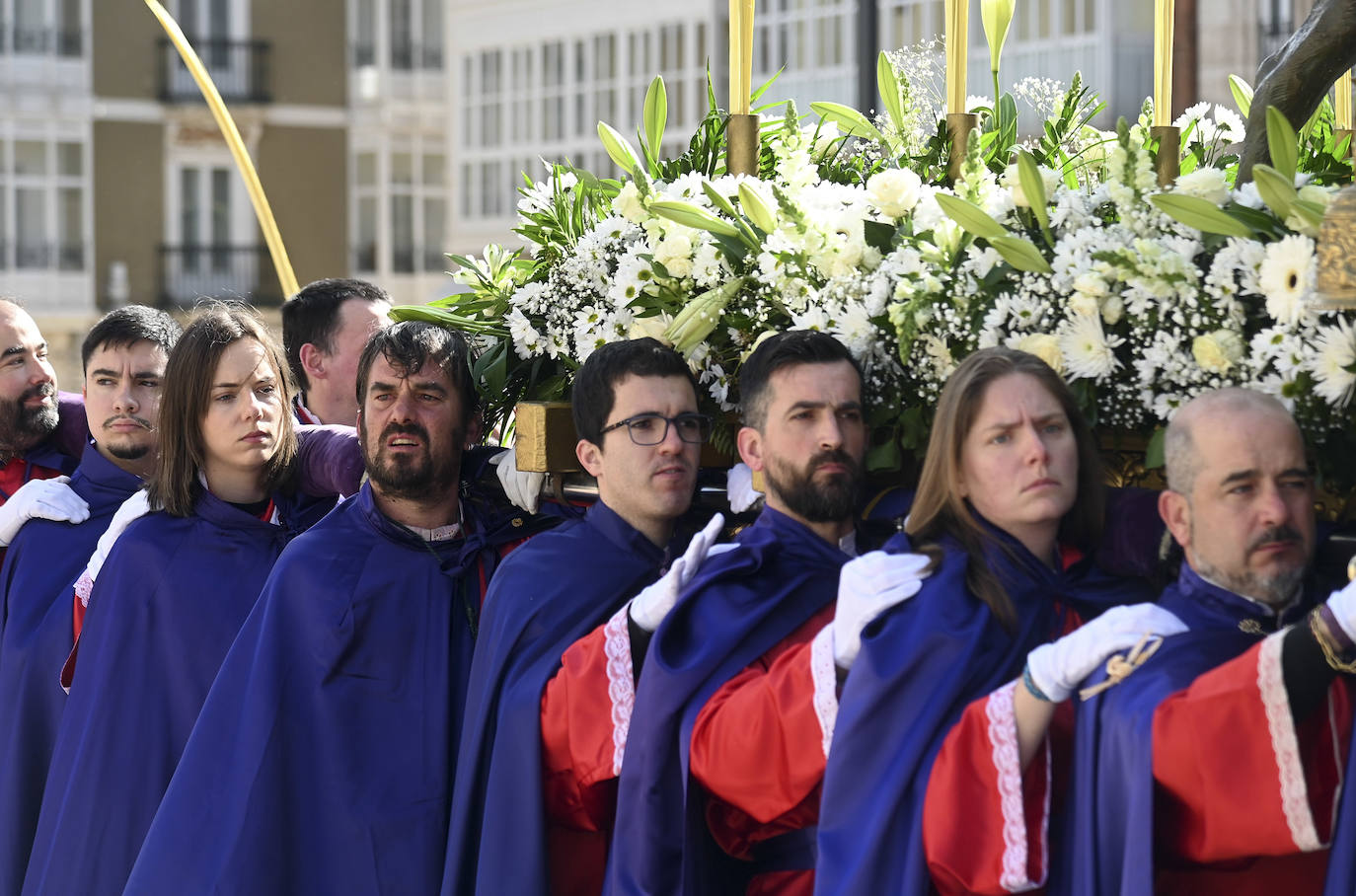 La salida de la procesión de la Borriquilla de Burgos, en imágenes