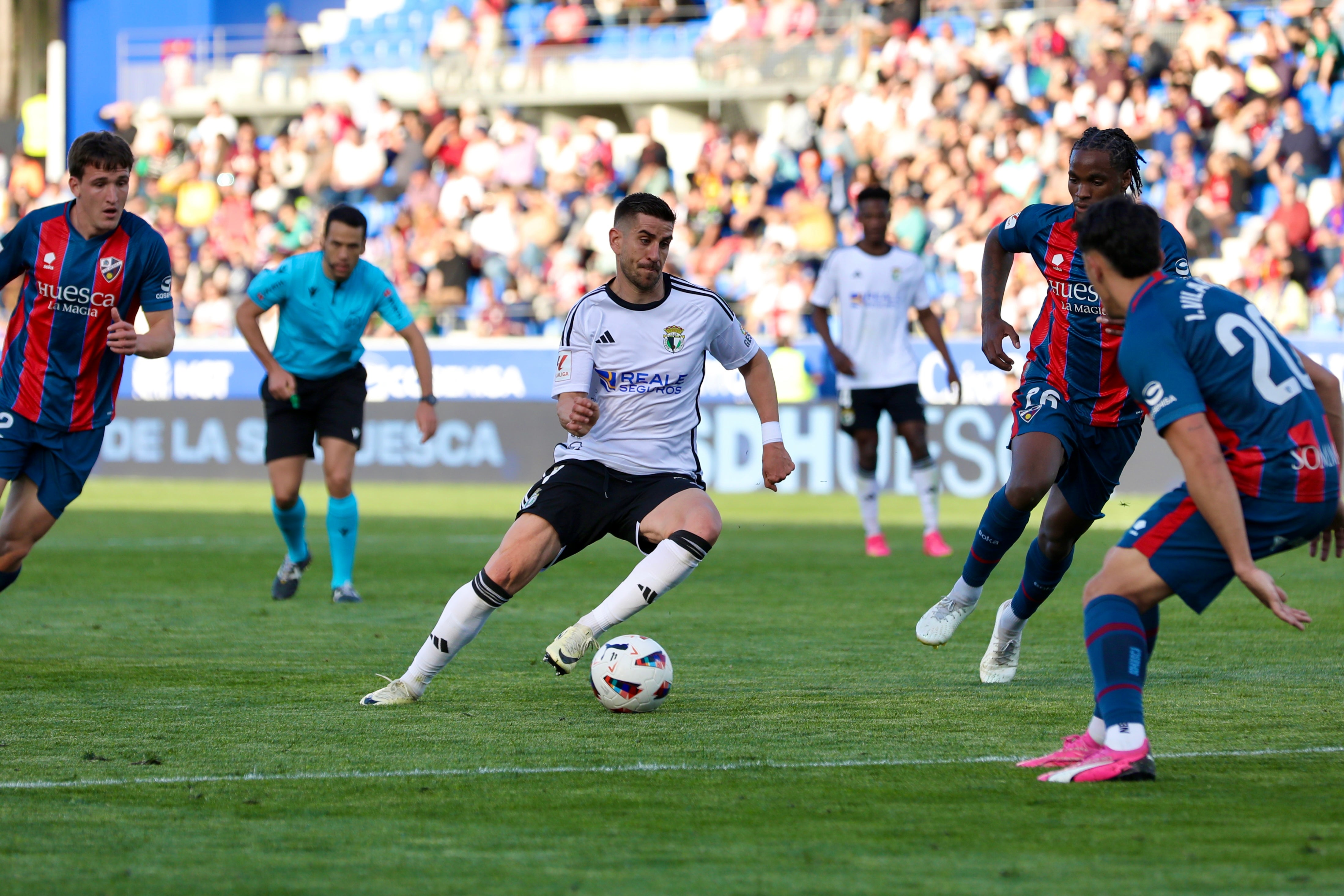 Así ha sido la derrota del Burgos CF ante la SD Huesca en imágenes