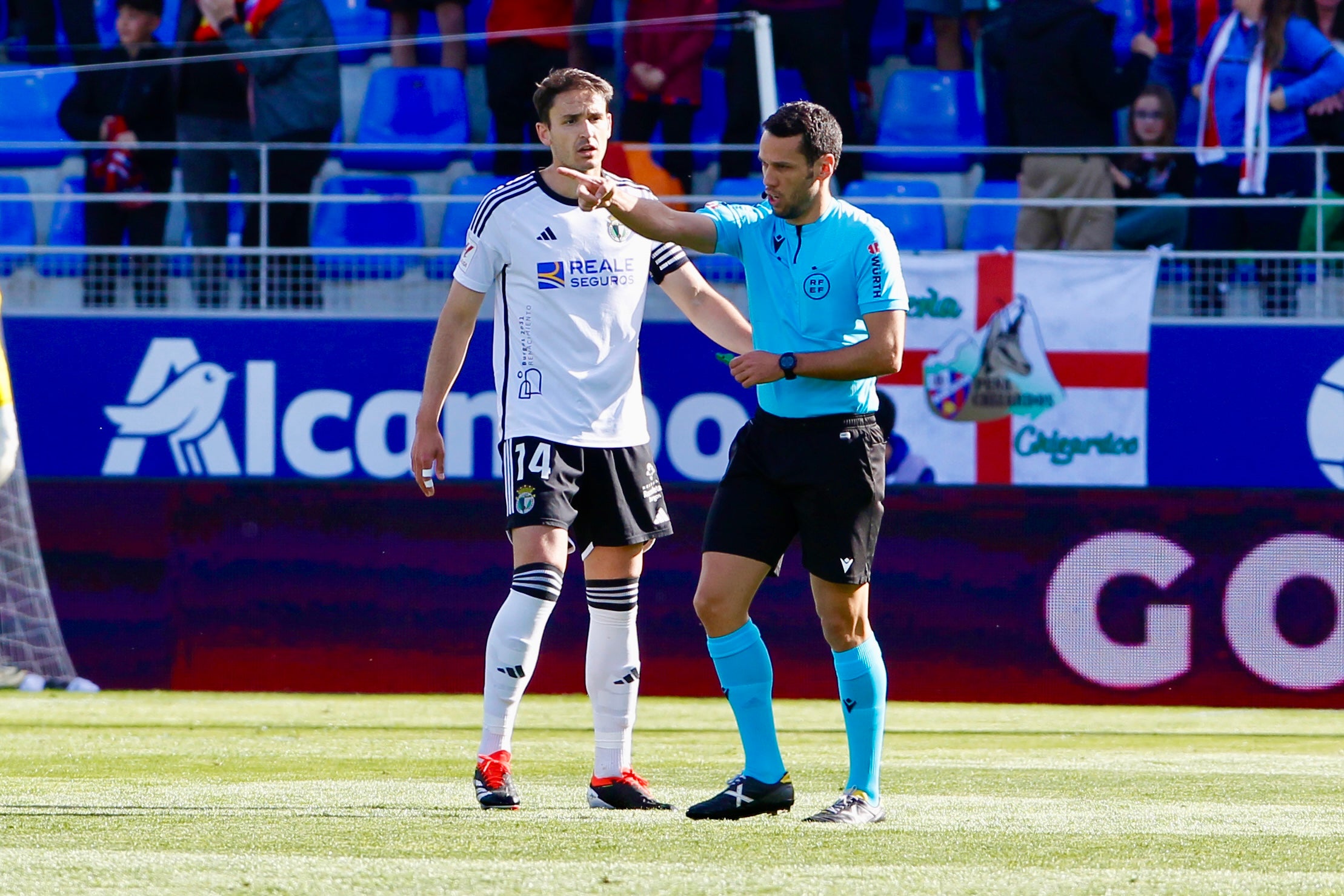 Así ha sido la derrota del Burgos CF ante la SD Huesca en imágenes