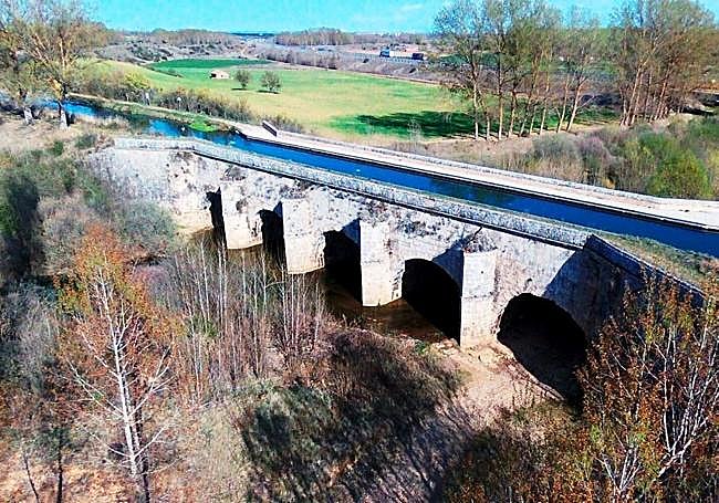 Acueducto de Abánades.