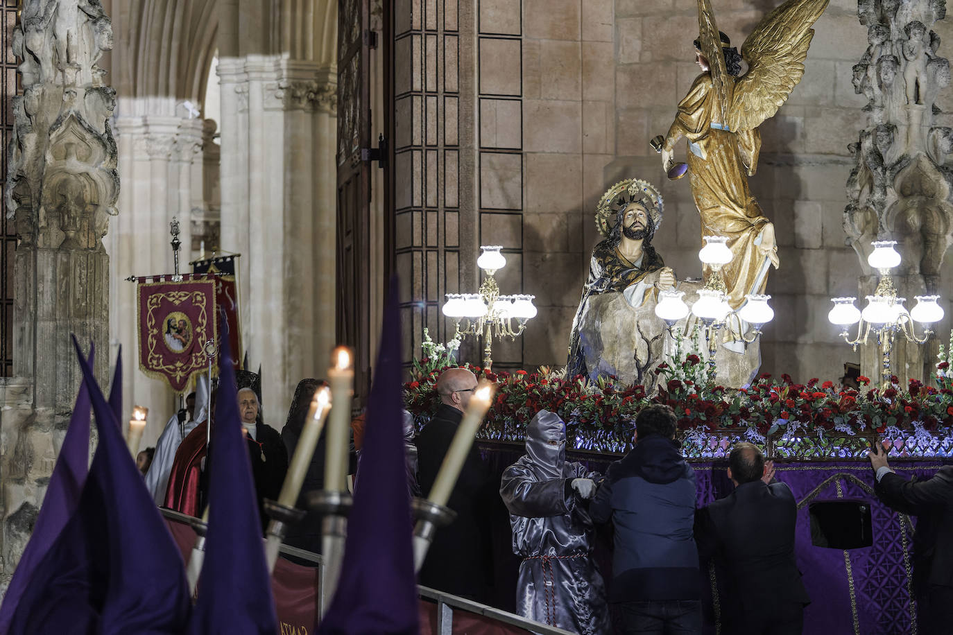 Así han sido el traslado de Cristo Yacente y la procesión del Santo Entierro