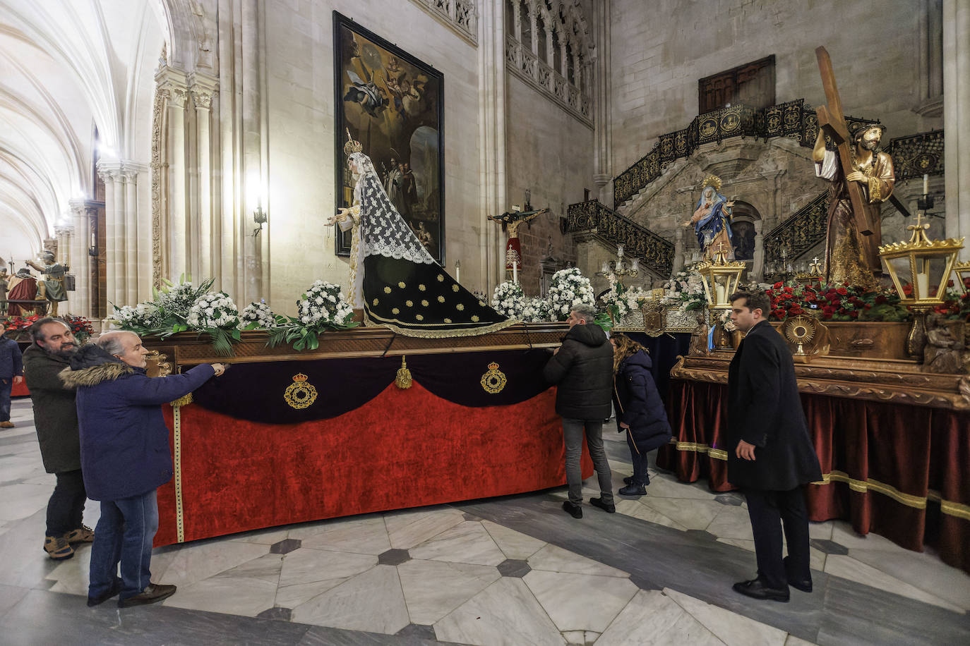 Así han sido el traslado de Cristo Yacente y la procesión del Santo Entierro