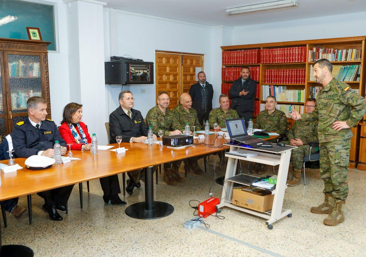 Imagen principal - La Compañía de Municionamiento 613 de Burgos se convierte en la más grande del Ejército