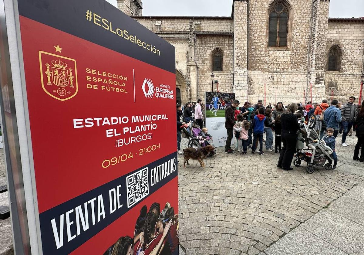 El 40 aniversario de Autismo Burgos y la Fan Zone de la selección femenina, en imágenes