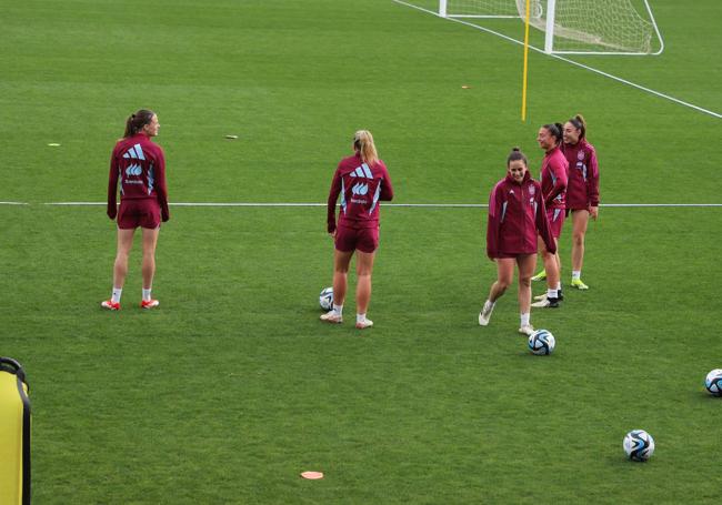 La Selección Española entrena en El Plantío.