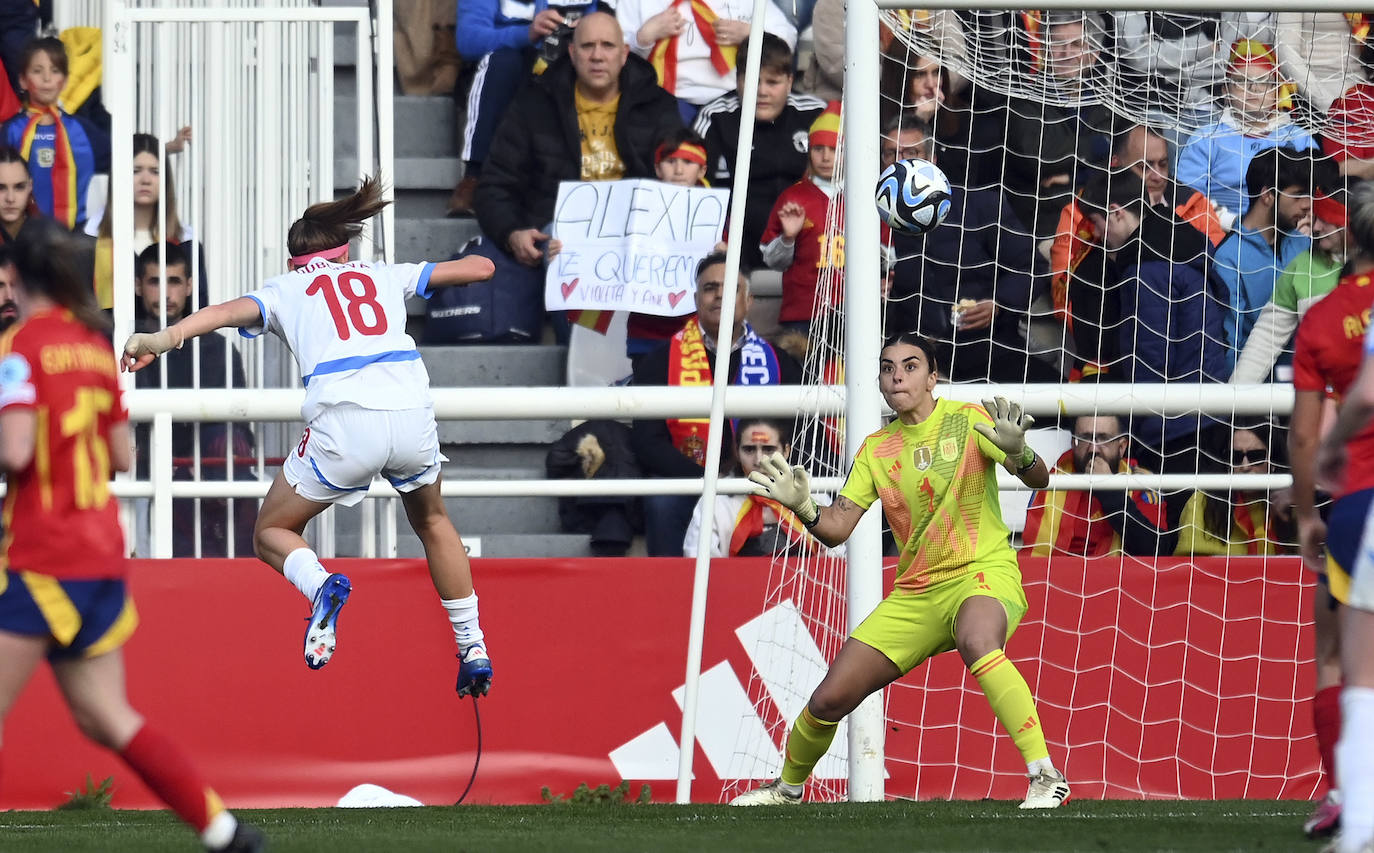 El partido de la Roja en Burgos, en imágenes