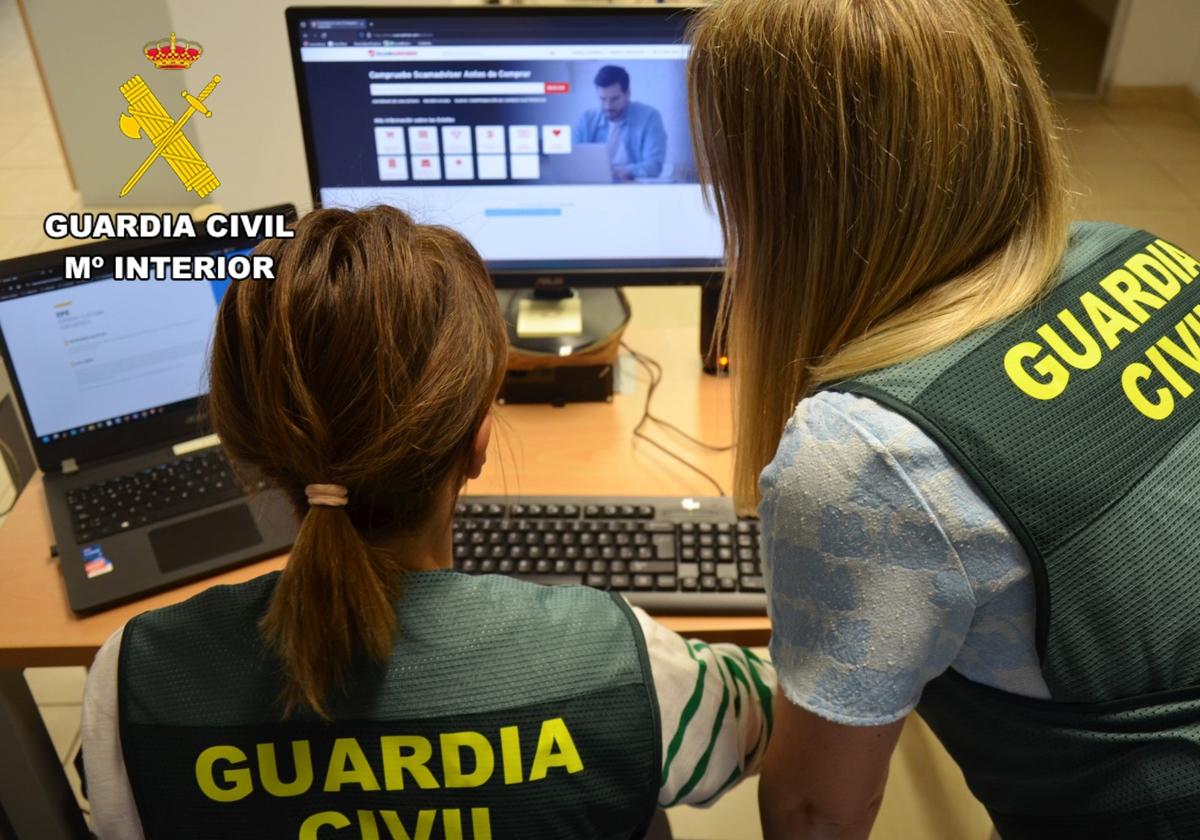 La Guardia Civil ha desarticulado una banda dedicada a la ciberdelincuencia.