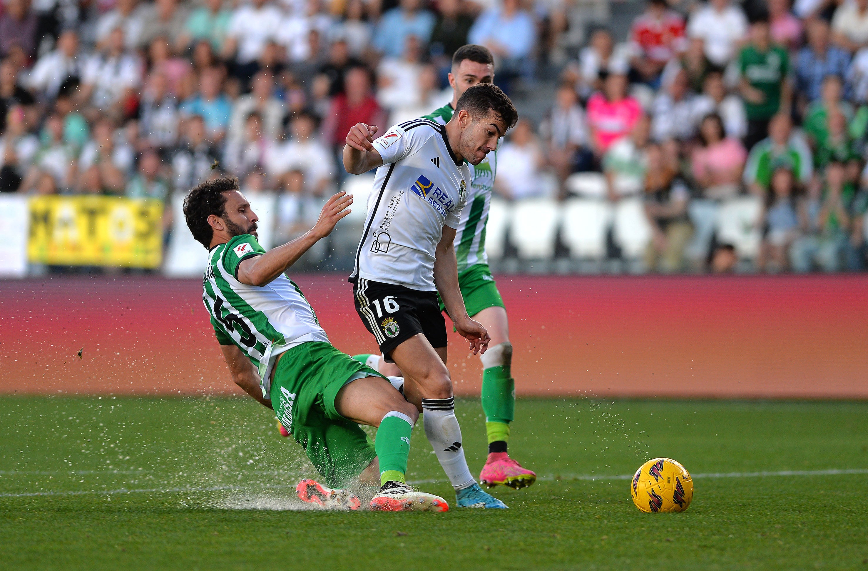 La victoria del Burgos CF, en imágenes