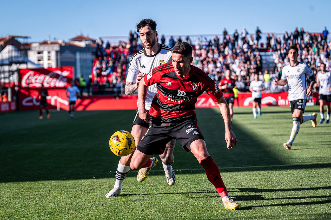 El Mirandés se lleva el derbi de Burgos