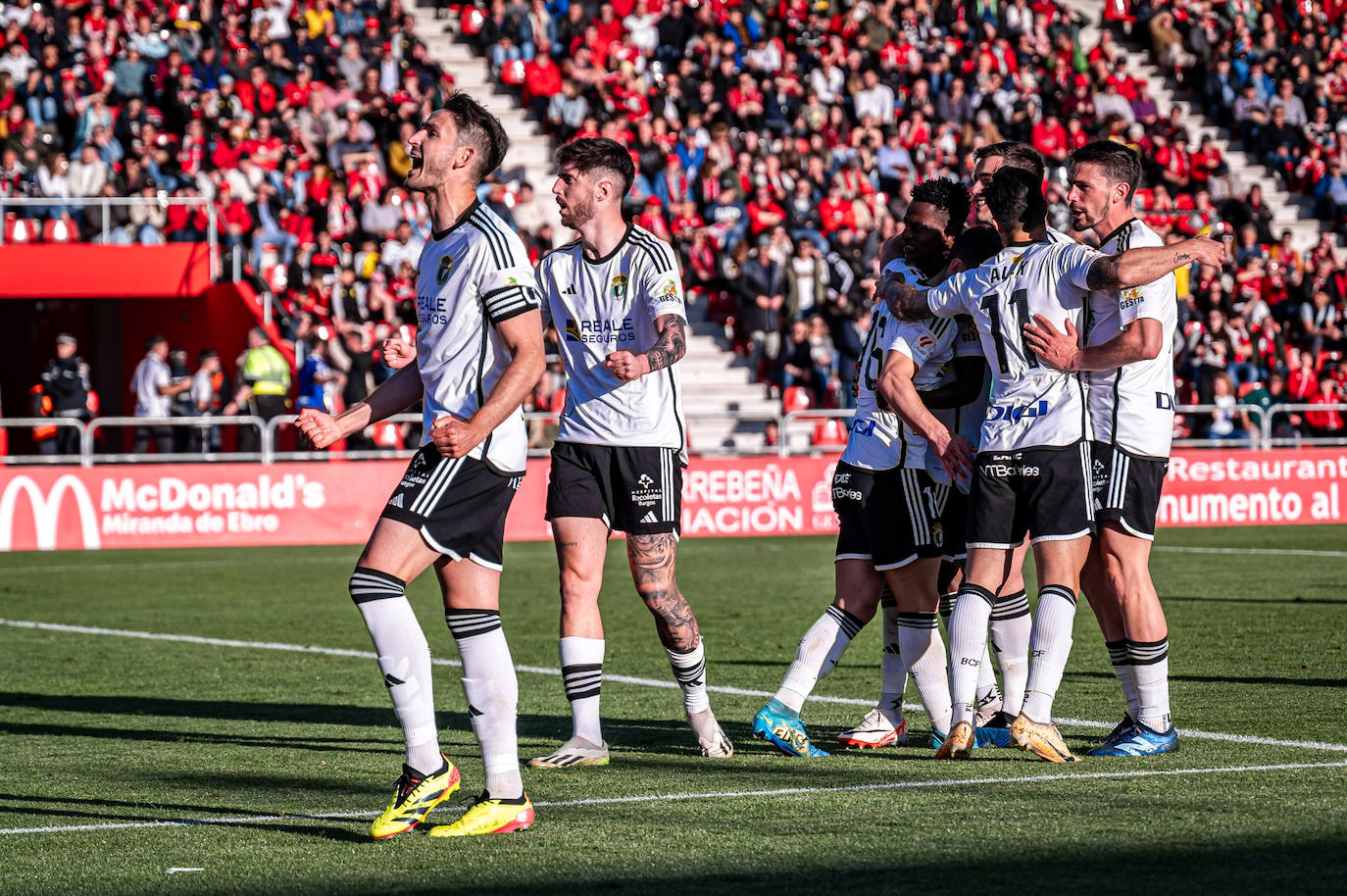 El Mirandés se lleva el derbi de Burgos